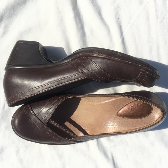 Brown real leather Clark’s Artisan Heels, size 8.5 - Picture 3 of 7